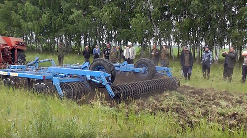 Демопоказ в Романово